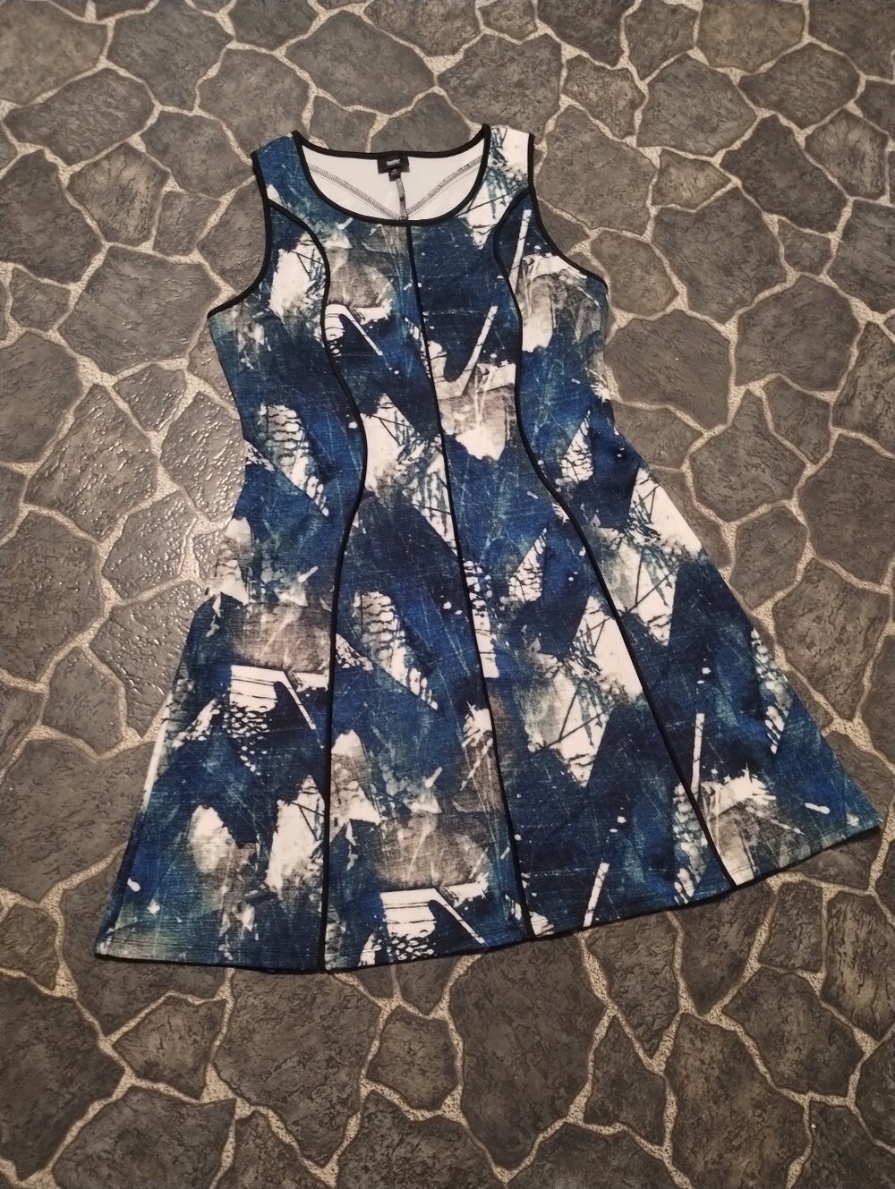 Mossimo women's fit & flare dress size large